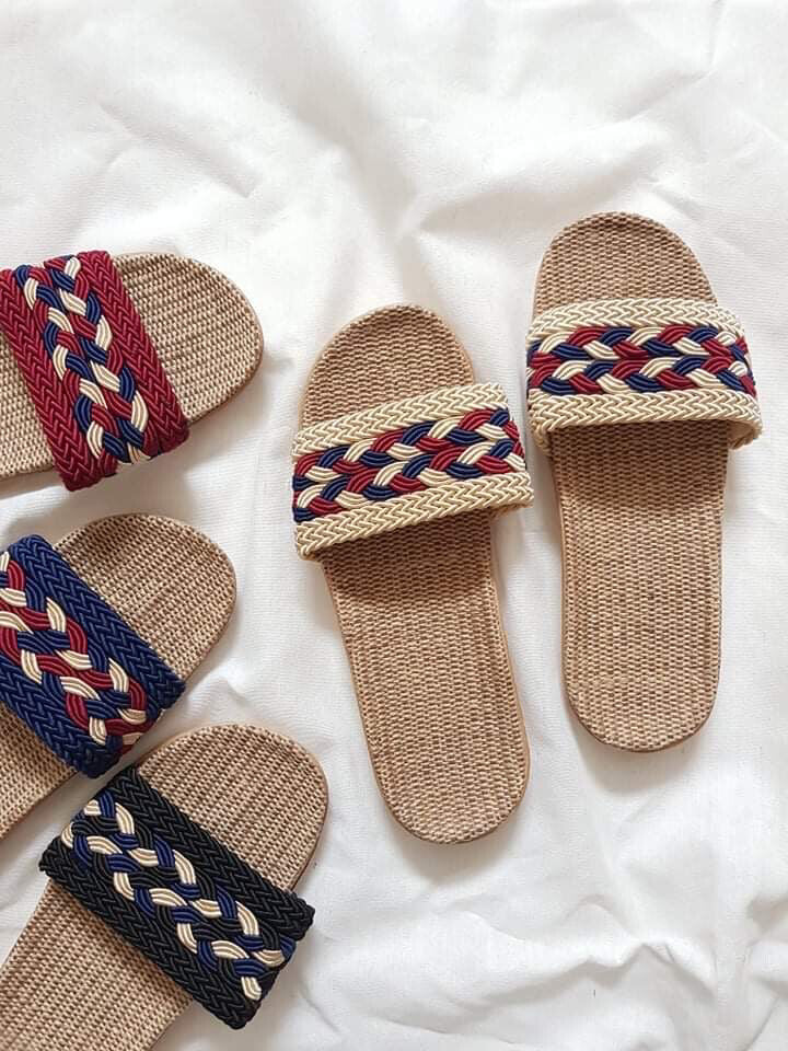 Natural Linen Slippers