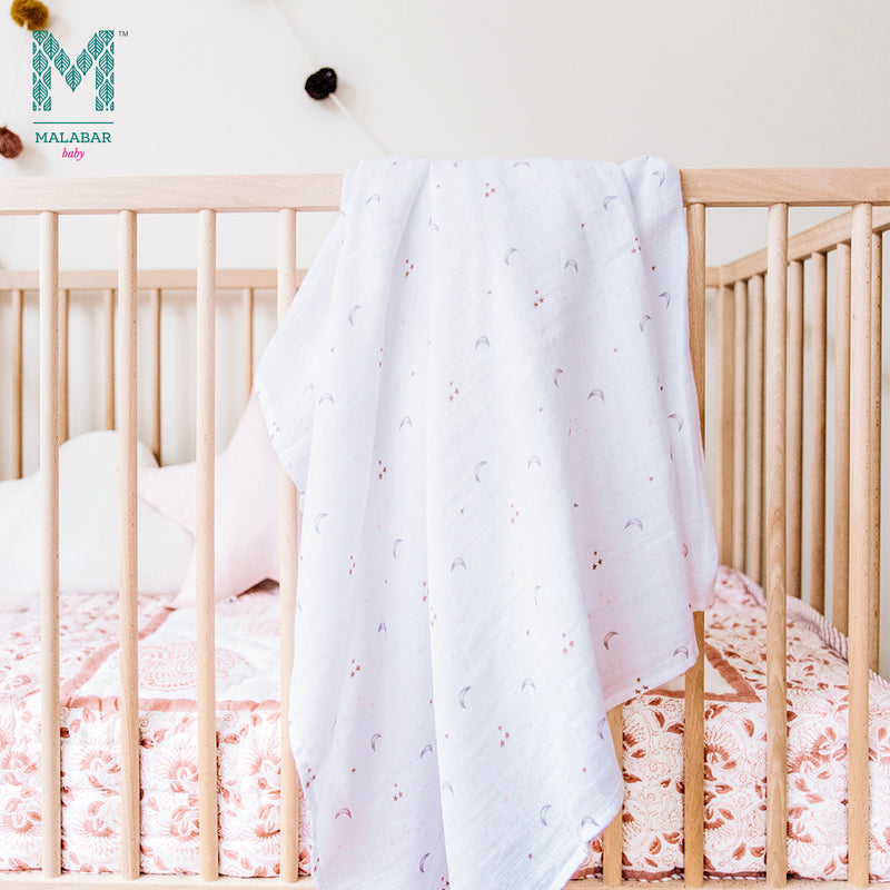 Malabar Baby Organic Muslin Single Swaddle - Pink Star