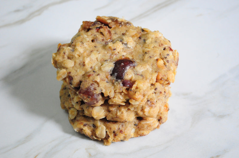 Dates and Chia Oatmeal Cookie